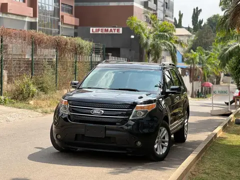 Ford Explorer
