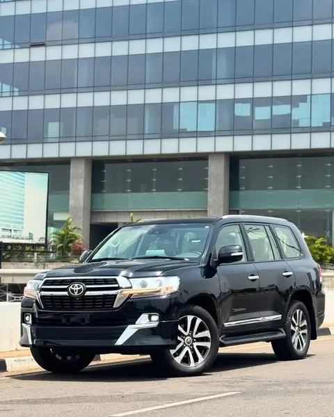 Toyota Land Cruiser VX.R