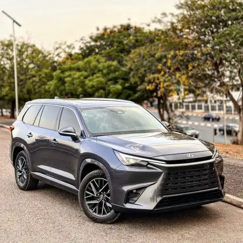 Lexus TX350