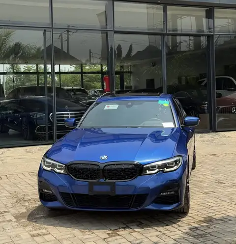 BMW 3 Series 330i Xdrive