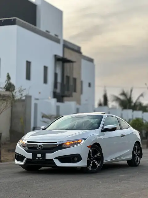 Honda Civic Touring 