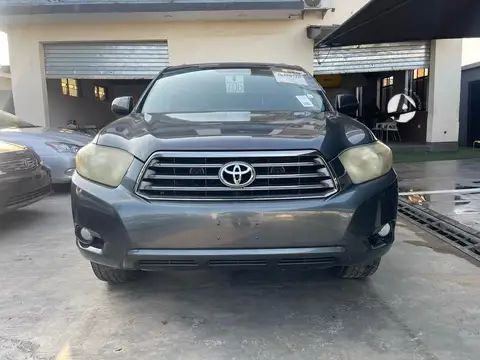 Toyota Highlander V6