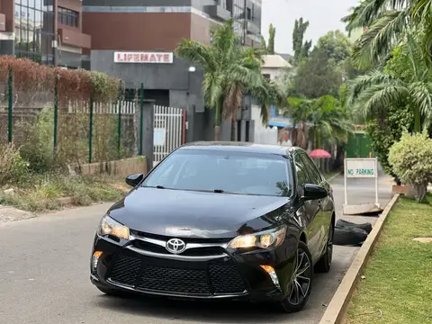 Toyota Camry XSE
