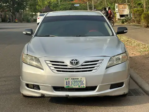 Toyota Camry Sport 