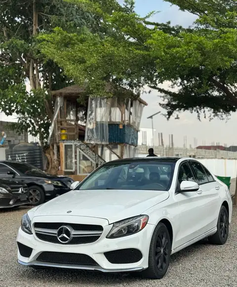 Mercedes Benz C-Class C300 AMG Trim