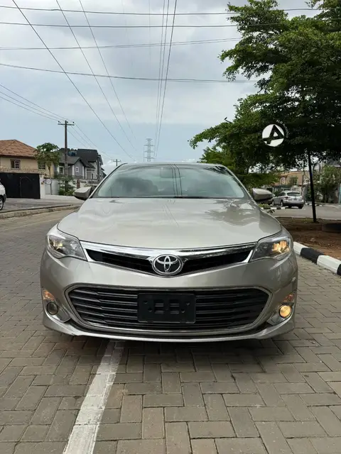 Toyota Avalon XLE