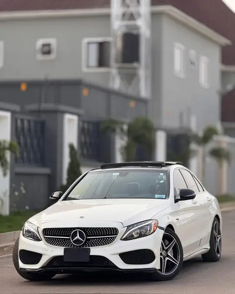 Mercedes Benz C-Class C43 AMG Full Option 