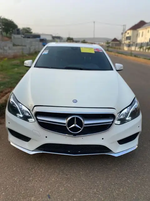 Mercedes Benz E-Class E350