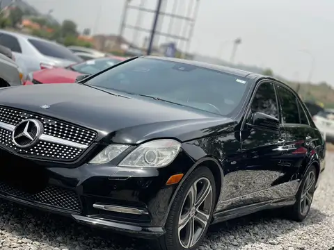 Mercedes Benz E-Class E350