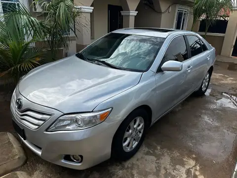 Toyota Camry XLE