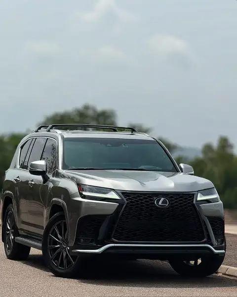 Lexus LX LX 600