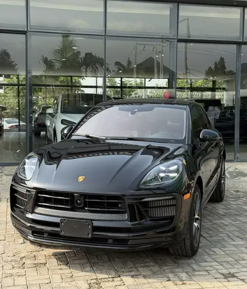 Porsche Macan S