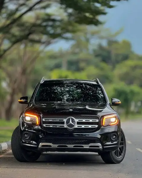 Mercedes Benz GLB-Class GLB 250