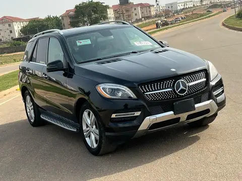 Mercedes Benz ML-Class ML350