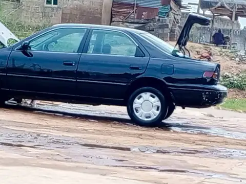 Toyota Camry ex