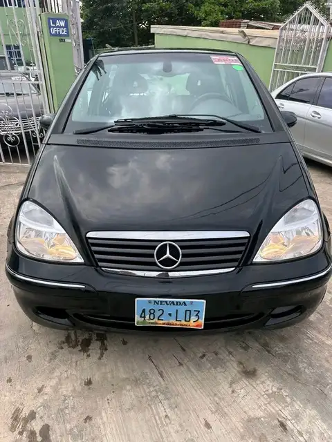 Mercedes Benz